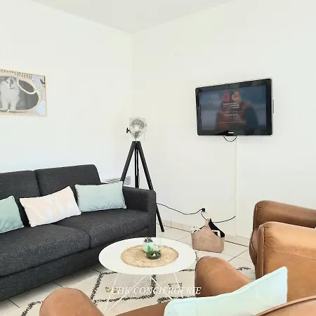 La Baliere T3 Renove Terrasse 20min Du Puy Dufou Apartmán Pouzauges