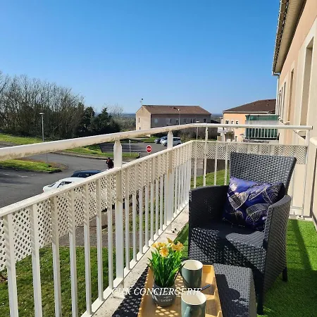 La Baliere T3 Renove Terrasse 20min Du Puy Dufou *