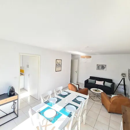 La Baliere T3 Renove Terrasse 20min Du Puy Dufou Пузож