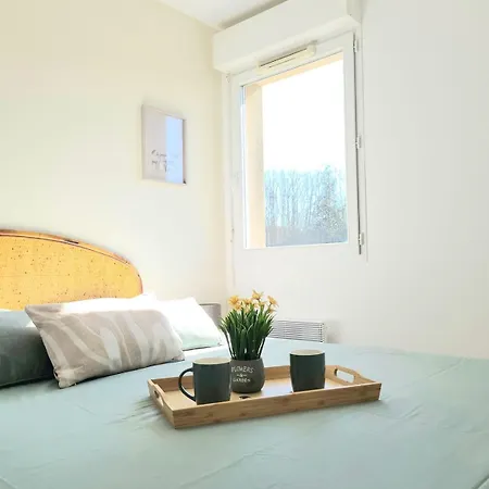 Апартаменты La Baliere T3 Renove Terrasse 20min Du Puy Dufou *