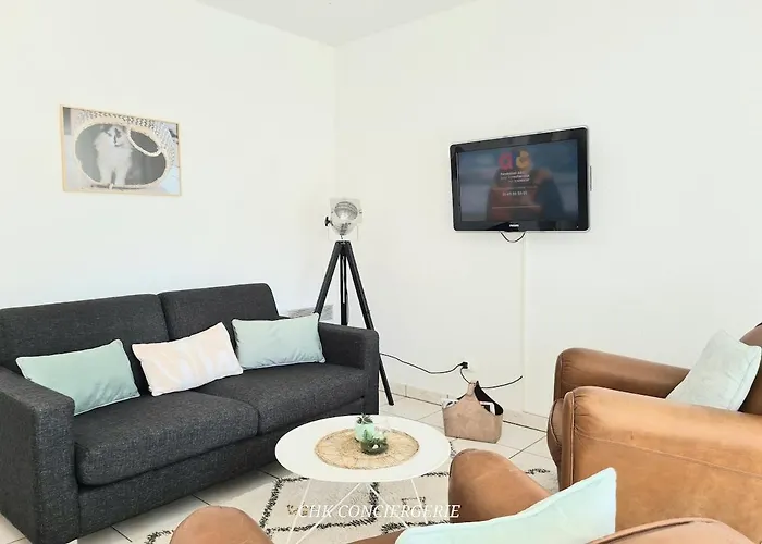 La Balière T3 Rénové Terrasse 20min Du Puy Dufou Appartement Pouzauges